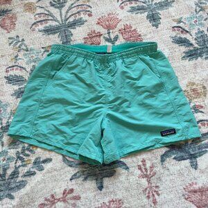 Patagonia Teal Womens Baggies 5in size medium